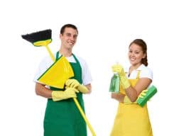 Colf e badanti, come regolarizzare il rapporto di lavoro domestico